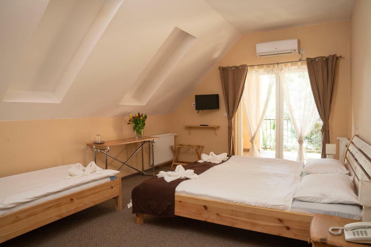 Hotel Szent Istvan Eger Ngoại thất bức ảnh